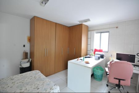 Casa à venda com 200m², 4 quartos e 2 vagasQuarto 3