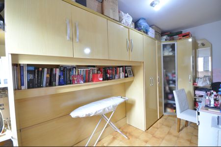Casa à venda com 200m², 4 quartos e 2 vagasCloset