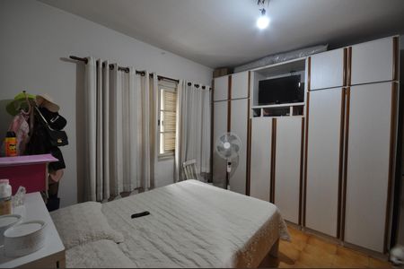 Casa à venda com 200m², 4 quartos e 2 vagasQuarto 1