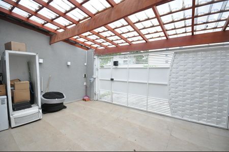 Casa à venda com 200m², 4 quartos e 2 vagasGaragem