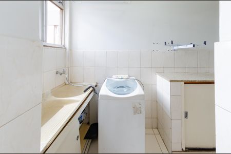 Área de serviço de apartamento para alugar com 2 quartos, 61m² em Calafate, Belo Horizonte