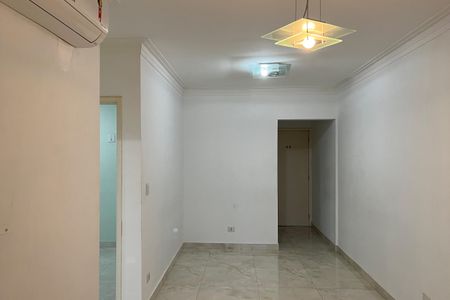Sala de apartamento para alugar com 2 quartos, 60m² em Vila Matias, Santos