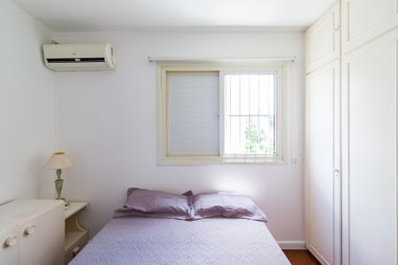 Apartamento à venda com 81m², 3 quartos e 1 vagaQuarto 2