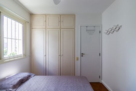 Apartamento à venda com 81m², 3 quartos e 1 vagaQuarto 2