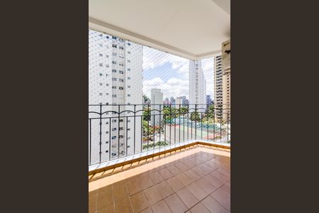 Varanda Sala de apartamento à venda com 3 quartos, 81m² em Real Parque, São Paulo