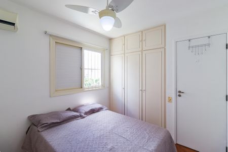 Apartamento à venda com 81m², 3 quartos e 1 vagaQuarto 2