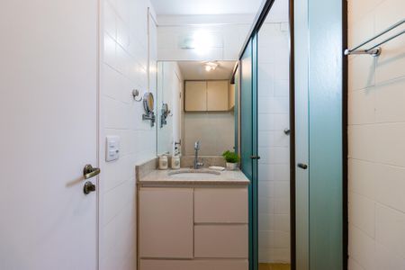 Apartamento à venda com 81m², 3 quartos e 1 vagaBanheiro Social