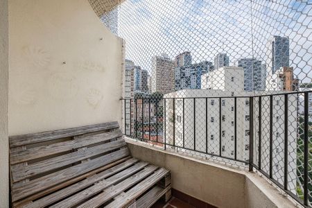 Varanda da sala de apartamento para alugar com 1 quarto, 52m² em Sumarezinho, São Paulo