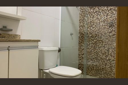 Banheiro de apartamento para alugar com 1 quarto, 40m² em Recreio dos Bandeirantes, Rio de Janeiro