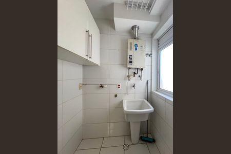 Apartamento à venda com 69m², 2 quartos e 1 vaga Apartamento à venda com 69m², 2 quartos e 1 vagaÁrea de Serviço