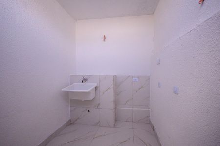 Casa à venda com 50m², 2 quartos e 1 vagaÁrea de Serviço 