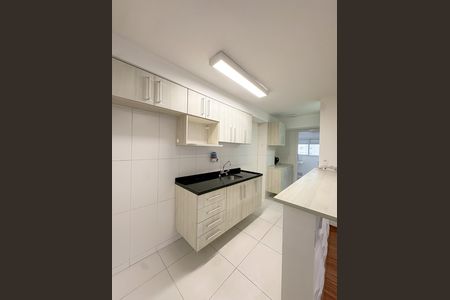 Apartamento para alugar com 108m², 2 quartos e 2 vagasCozinha