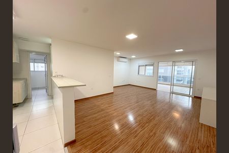 Sala de apartamento para alugar com 2 quartos, 108m² em Água Branca, São Paulo