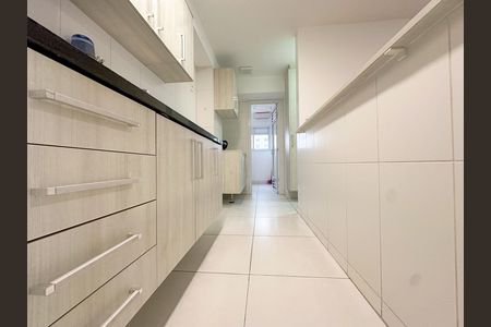 Apartamento para alugar com 108m², 2 quartos e 2 vagasCozinha