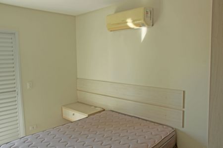 Suite de apartamento para alugar com 2 quartos, 69m² em Gonzaga, Santos