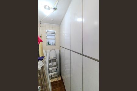 Apartamento à venda com 72m², 2 quartos e 1 vaga Apartamento à venda com 72m², 2 quartos e 1 vagaQuarto de Serviço