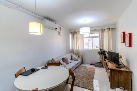 Apartamento à venda com 72m², 2 quartos e 1 vaga Apartamento à venda com 72m², 2 quartos e 1 vagaSala