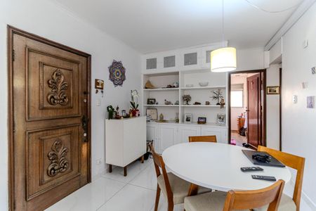 Apartamento à venda com 72m², 2 quartos e 1 vaga Apartamento à venda com 72m², 2 quartos e 1 vagaSala