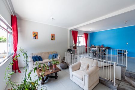 Sala de casa para alugar com 3 quartos, 177m² em Embaré, Santos