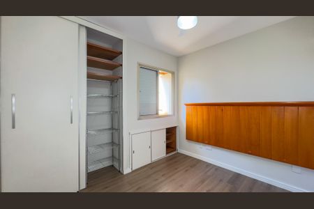 Suíte de apartamento para alugar com 3 quartos, 97m² em Jardim das Acácias, São Paulo