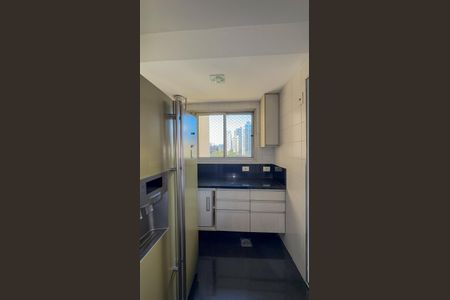 Apartamento para alugar com 97m², 3 quartos e 2 vagasCozinha e Área de Serviço