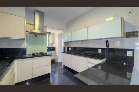 Apartamento para alugar com 97m², 3 quartos e 2 vagasCozinha e Área de Serviço