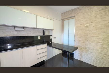 Apartamento para alugar com 97m², 3 quartos e 2 vagasCozinha e Área de Serviço