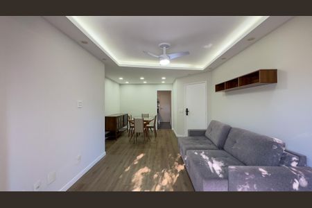 Sala de apartamento para alugar com 3 quartos, 97m² em Jardim das Acácias, São Paulo