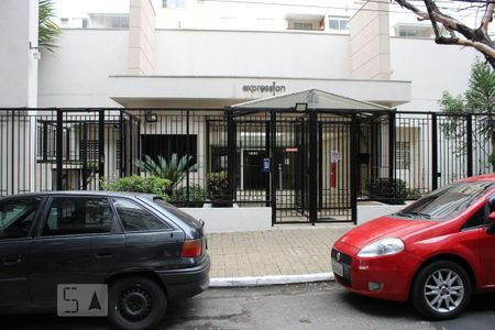 Apartamento à venda com 66m², 2 quartos e 1 vagaFachada