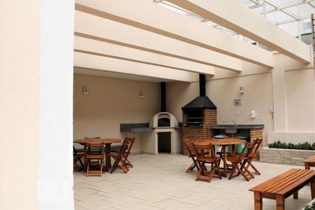 Apartamento à venda com 66m², 2 quartos e 1 vagaÁrea comum