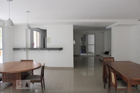 Apartamento à venda com 66m², 2 quartos e 1 vagaÁrea comum