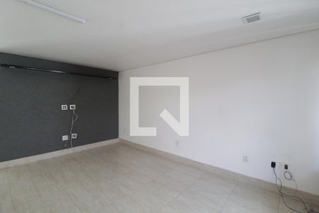 Casa para alugar com 450m², 4 quartos e 4 vagasSala