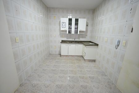 Casa à venda com 170m², 3 quartos e 4 vagas