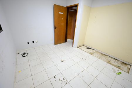 Casa à venda com 170m², 3 quartos e 4 vagas