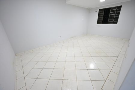 Casa à venda com 170m², 3 quartos e 4 vagas
