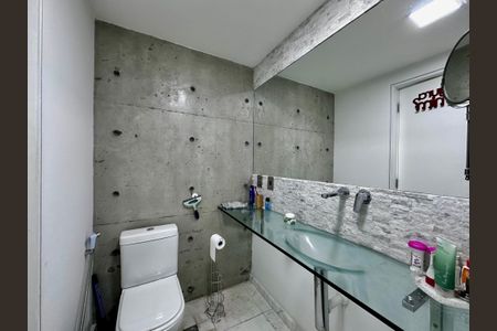Apartamento para alugar com 70m², 2 quartos e 1 vaga Apartamento para alugar com 70m², 2 quartos e 1 vagaBanheiro Social