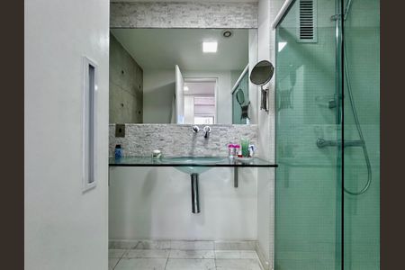 Apartamento para alugar com 70m², 2 quartos e 1 vaga Apartamento para alugar com 70m², 2 quartos e 1 vagaBanheiro Social