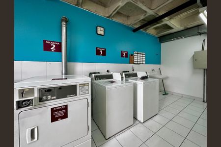 Apartamento para alugar com 70m², 2 quartos e 1 vaga Apartamento para alugar com 70m², 2 quartos e 1 vagaLavanderia