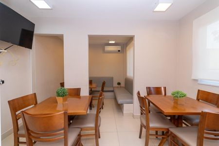 Apartamento para alugar com 41m², 2 quartos e sem vaga Apartamento para alugar com 41m², 2 quartos e sem vagaÁrea comum - Salão de festas
