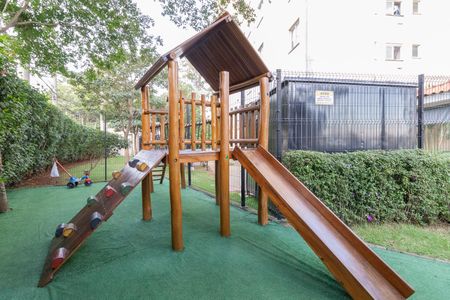 Apartamento para alugar com 41m², 2 quartos e sem vaga Apartamento para alugar com 41m², 2 quartos e sem vagaÁrea comum - Playground