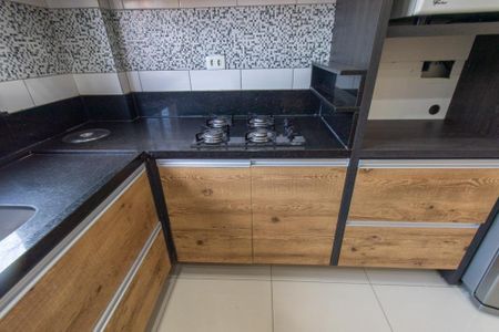 Apartamento para alugar com 76m², 2 quartos e 2 vagasCozinha e Área de Serviço