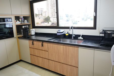 Apartamento para alugar com 200m², 3 quartos e 2 vagasCozinha