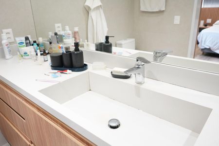 Apartamento para alugar com 200m², 3 quartos e 2 vagasBanheiro da Suíte