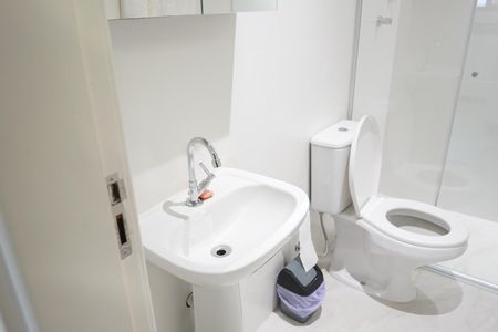 Apartamento para alugar com 200m², 3 quartos e 2 vagasBanheiro de serviço