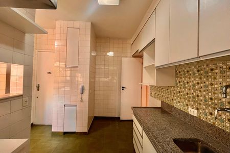 Apartamento para alugar com 150m², 3 quartos e 1 vaga Apartamento para alugar com 150m², 3 quartos e 1 vagaCozinha