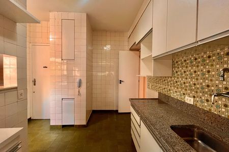 Apartamento para alugar com 150m², 3 quartos e 1 vaga Apartamento para alugar com 150m², 3 quartos e 1 vagaCozinha