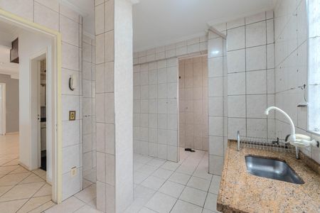 Apartamento para alugar com 137m², 3 quartos e sem vagaCozinha