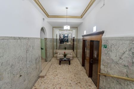 Apartamento para alugar com 137m², 3 quartos e sem vagaHall de entrada