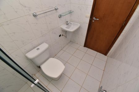 Casa para alugar com 200m², 3 quartos e 1 vagaBanheiro 2