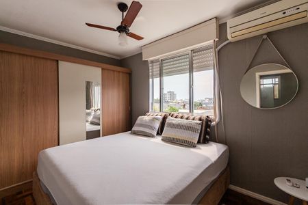 Quarto 1 de apartamento à venda com 2 quartos, 52m² em Camaquã, Porto Alegre